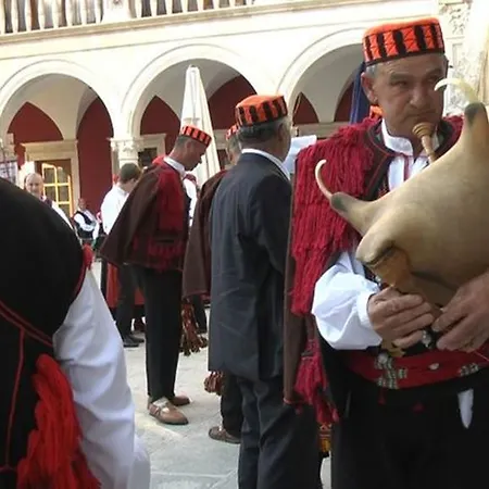 Διαμέρισμα Central