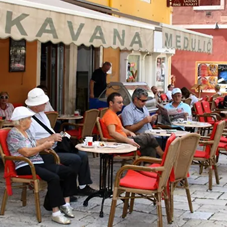 Διαμέρισμα Central Σίμπενικ